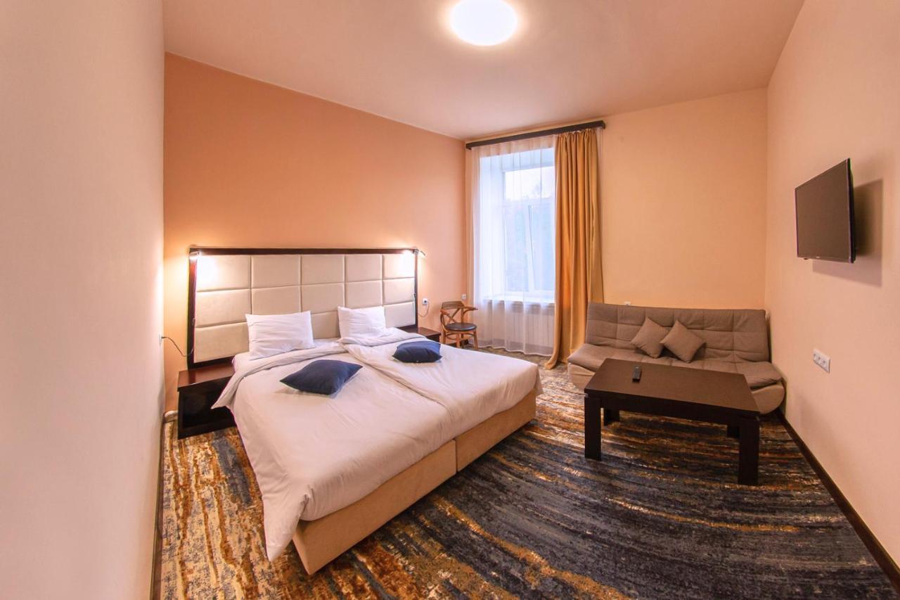 Vanadzor Armenia Health Resort & Hotel エクステリア 写真