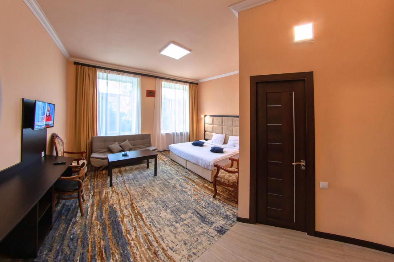 Vanadzor Armenia Health Resort & Hotel エクステリア 写真