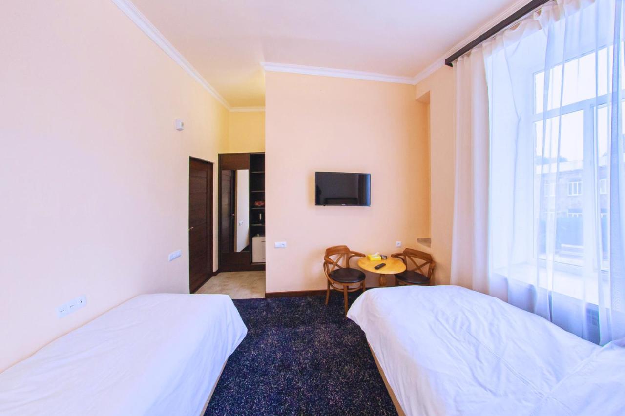 Vanadzor Armenia Health Resort & Hotel エクステリア 写真