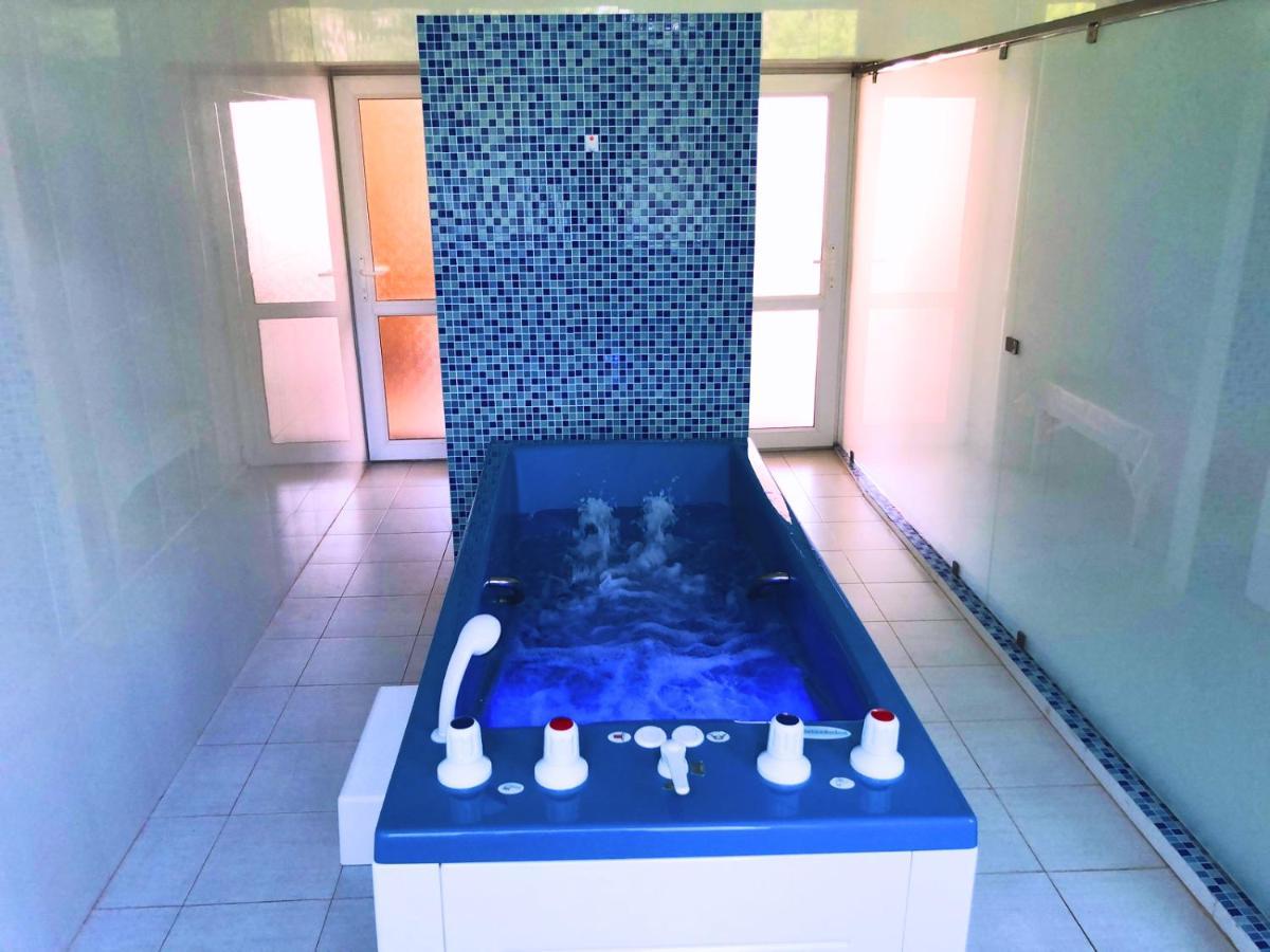 Vanadzor Armenia Health Resort & Hotel エクステリア 写真